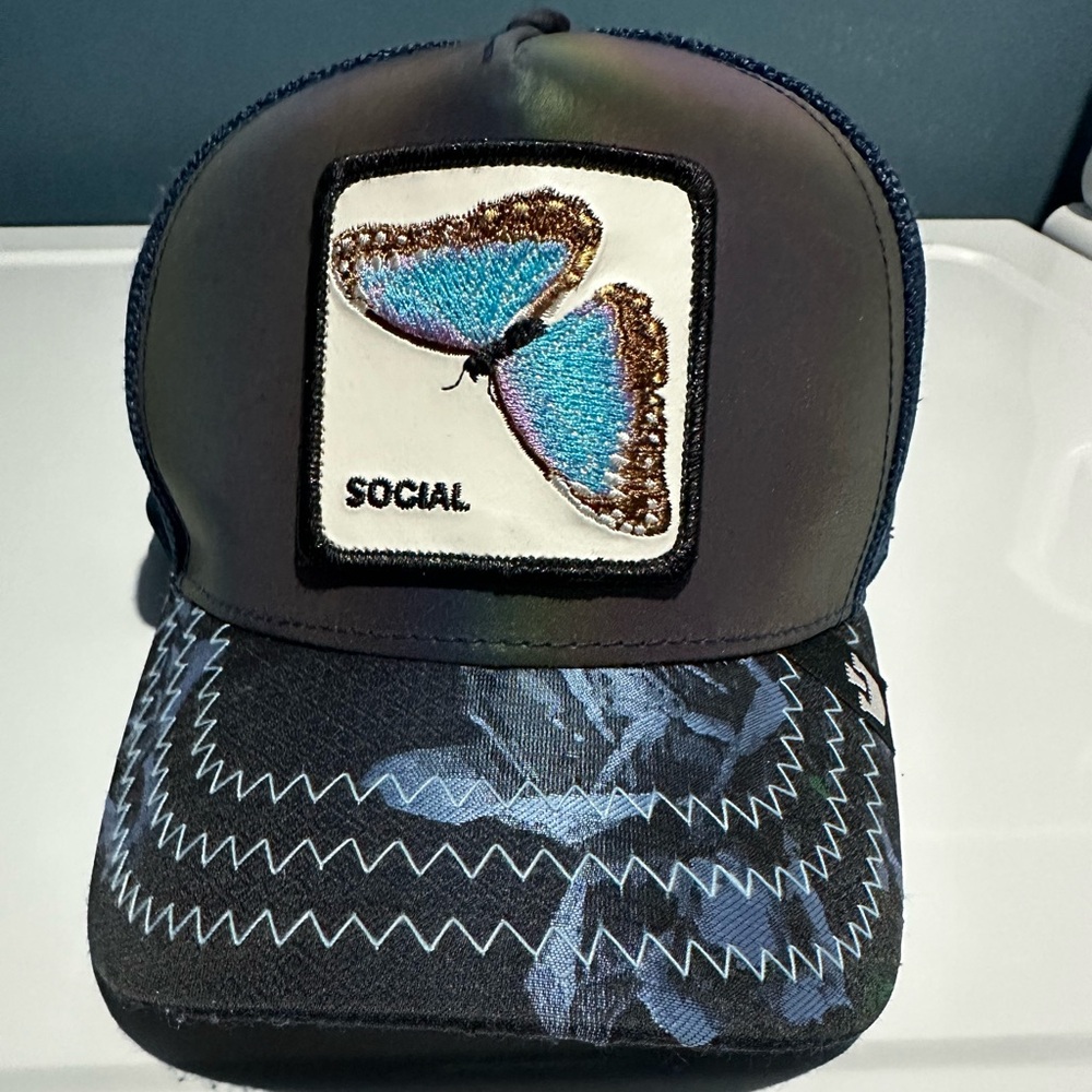 Goorin Bros Trucker Hat Exclusive Social Butterfly Hologram Sticker Tags Labels